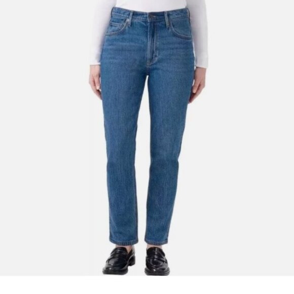 NEW Kirkland Signature Women's 8 High Rise Straight Jeans, Blue - Picture 1 of 9
